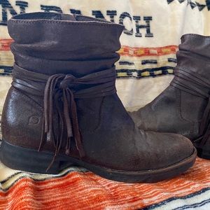 Born Booties womens sz 7.5
